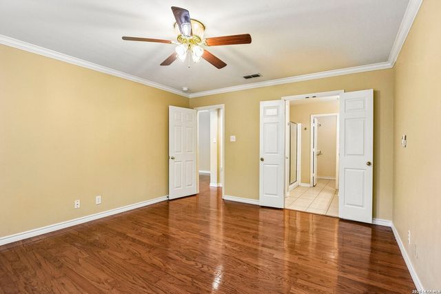 6106 WEXFORD BRK, San Antonio, TX 78240