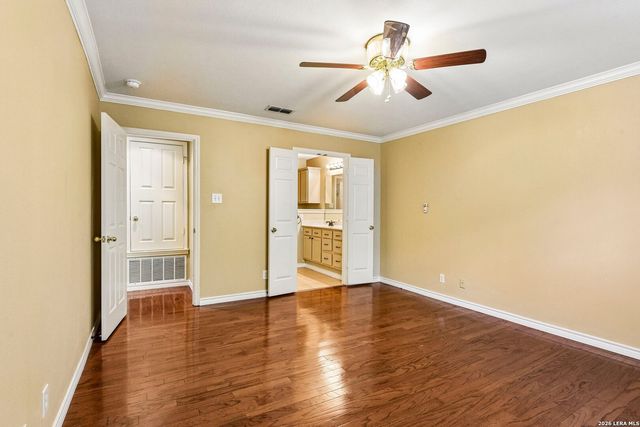 6106 WEXFORD BRK, San Antonio, TX 78240