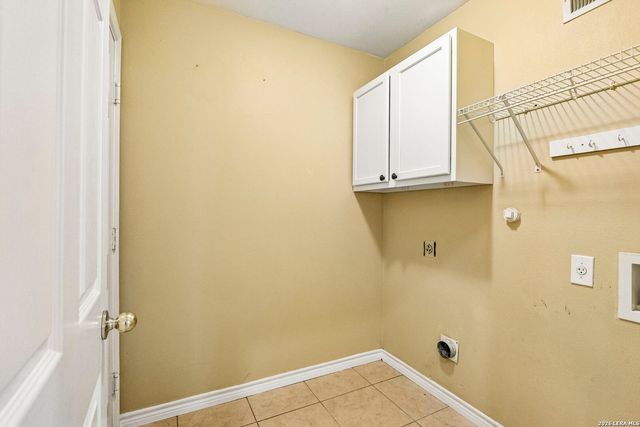 6106 WEXFORD BRK, San Antonio, TX 78240