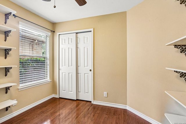 6106 WEXFORD BRK, San Antonio, TX 78240