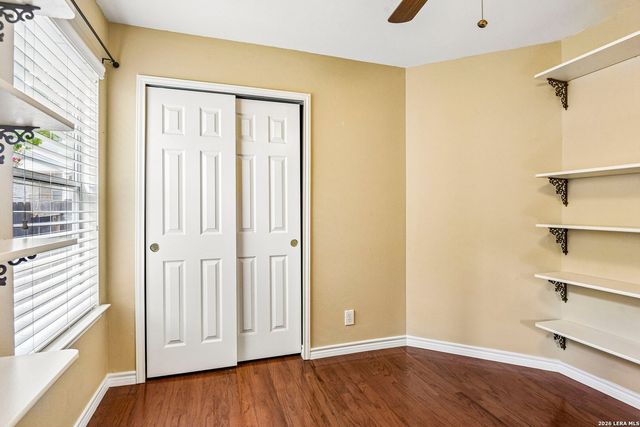 6106 WEXFORD BRK, San Antonio, TX 78240