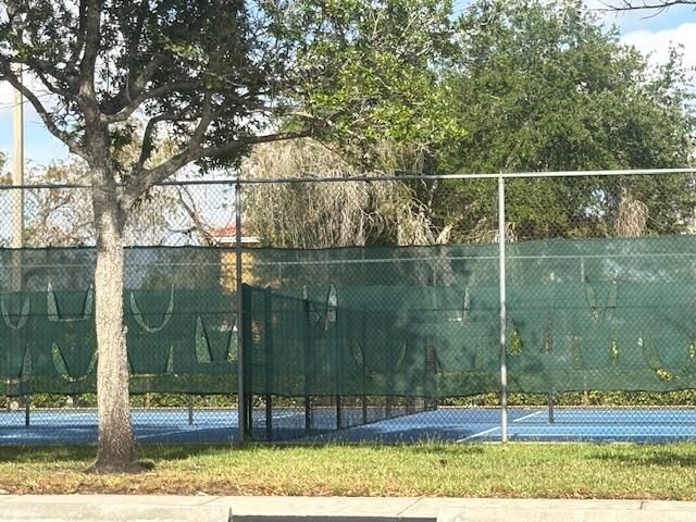 7727 Southampton Terrace Terrace 404, Tamarac, FL 33321