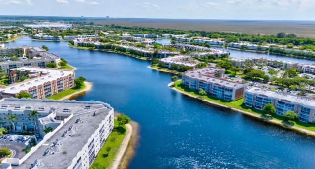 7727 Southampton Terrace Terrace 404, Tamarac, FL 33321