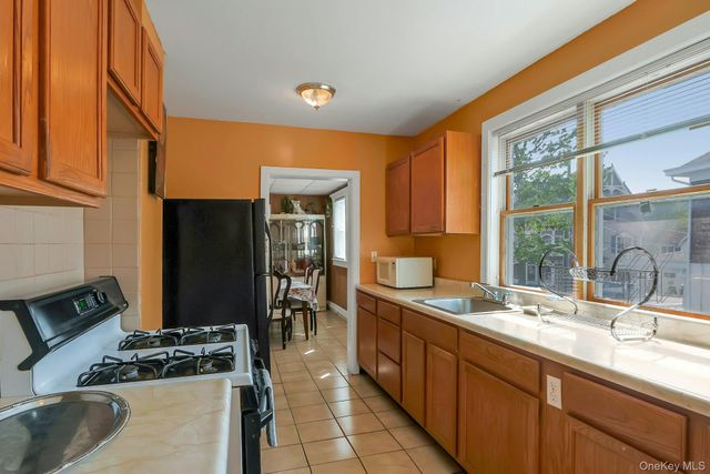 12 E Catherine Street, Nyack, NY 10960