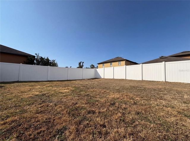 11212 CARRICK STONE STREET, Wimauma, FL 33598