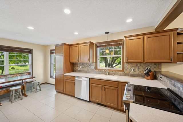 10917 Nassau Circle NE, Blaine, MN 55449