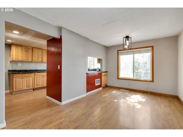 23680 S BARLOW Rd, Canby, OR 97013