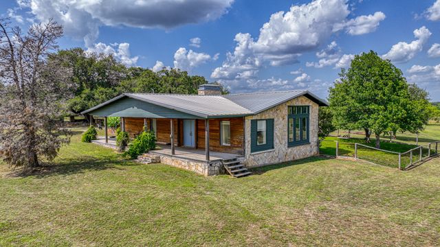 8601 Star Hollow Road, Lipan, TX 76462