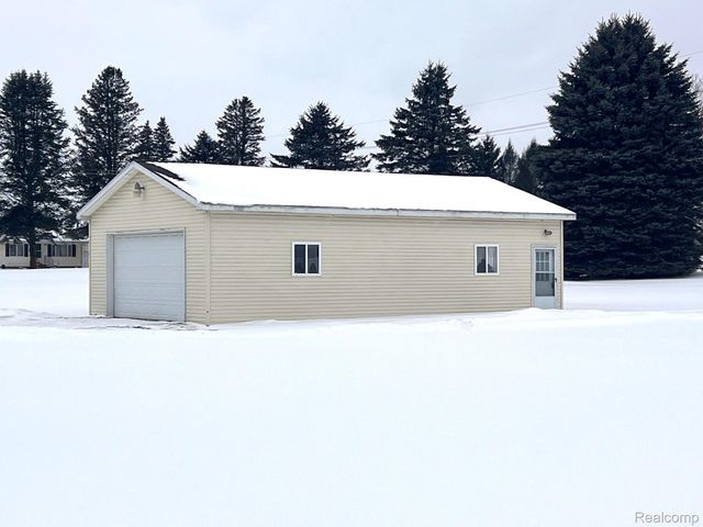 651 Beard Road, Antrim Township, MI 48872