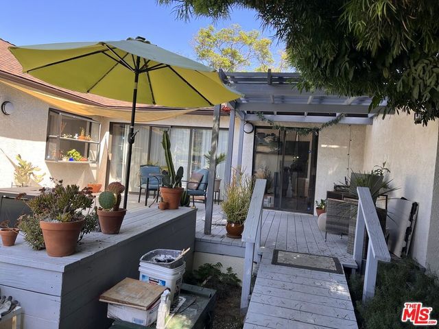 2807 Glendon Avenue, Los Angeles, CA 90064