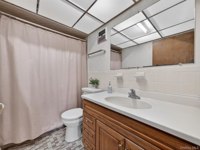 36 E Mayer Drive, Suffern, NY 10901