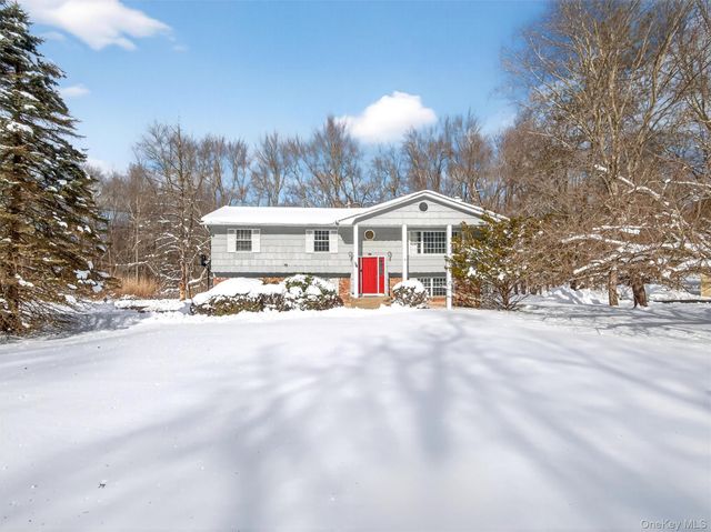 36 E Mayer Drive, Suffern, NY 10901