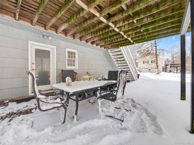 36 E Mayer Drive, Suffern, NY 10901