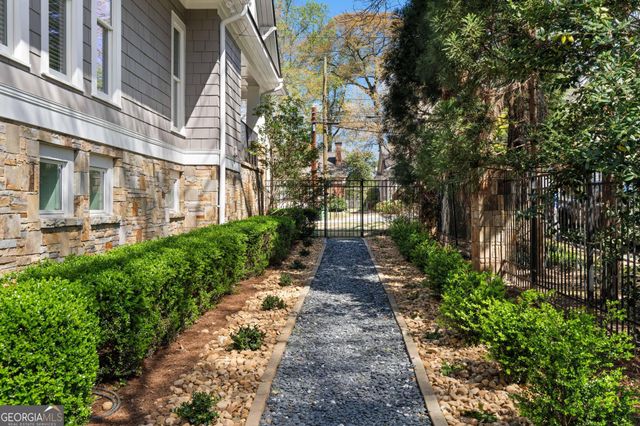 1131 Rosedale Drive NE, Atlanta, GA 30306