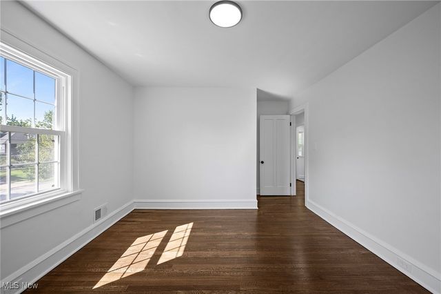 16005 Fernway Road, Shaker Heights, OH 44120