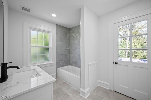 16005 Fernway Road, Shaker Heights, OH 44120