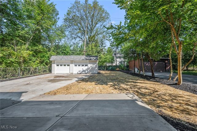 16005 Fernway Road, Shaker Heights, OH 44120