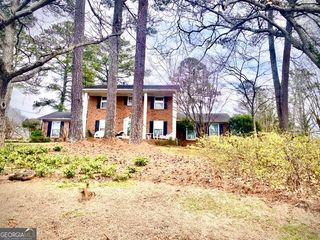 3885 Cloudland Drive SE, Smyrna, GA 30082