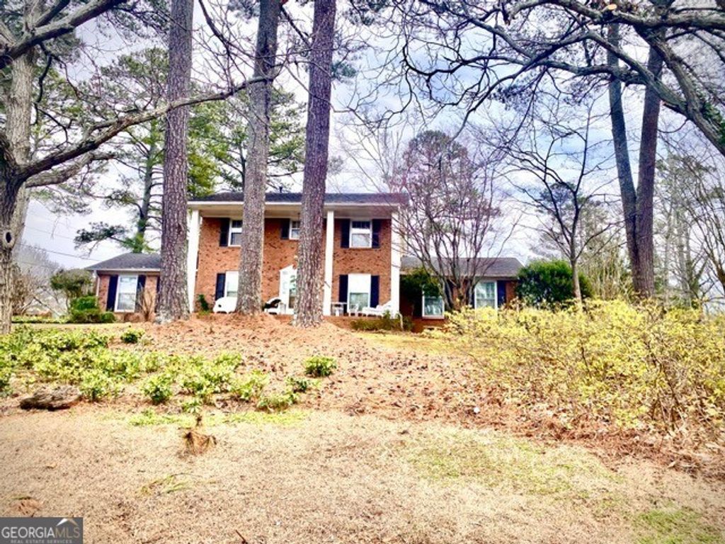 3885 Cloudland Drive SE, Smyrna, GA 30082