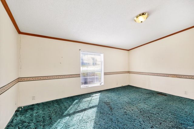 506 E Main Street, Chalmers, IN 47929