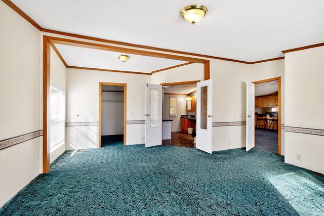 506 E Main Street, Chalmers, IN 47929