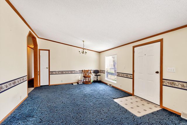 506 E Main Street, Chalmers, IN 47929