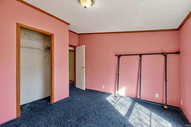 506 E Main Street, Chalmers, IN 47929