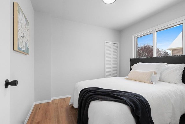 907 W OKLAHOMA STREET, Appleton, WI 54914