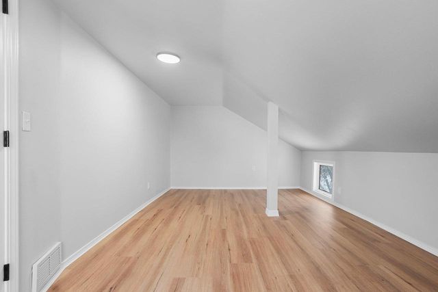 907 W OKLAHOMA STREET, Appleton, WI 54914