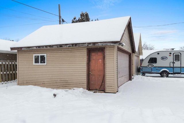 907 W OKLAHOMA STREET, Appleton, WI 54914