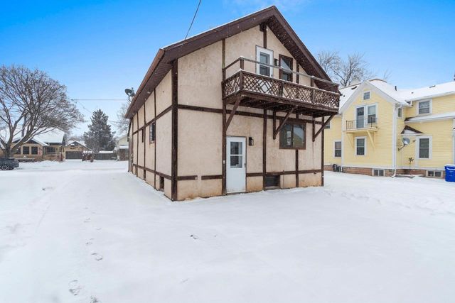 907 W OKLAHOMA STREET, Appleton, WI 54914
