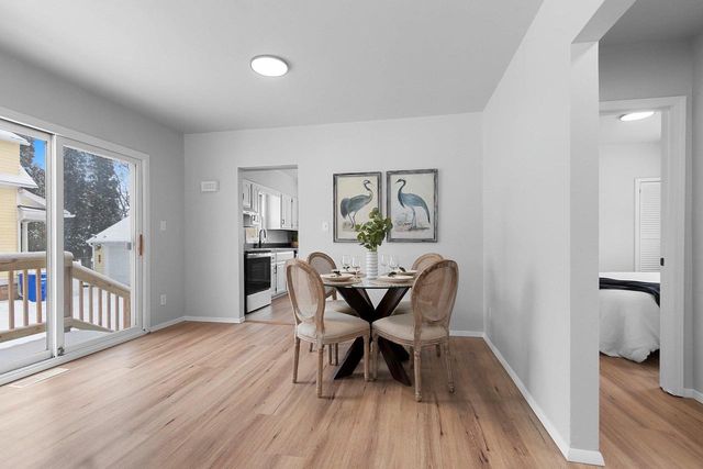 907 W OKLAHOMA STREET, Appleton, WI 54914