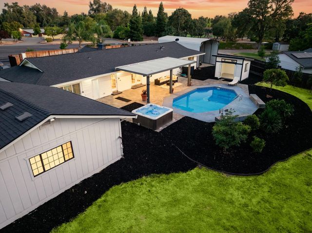 8482 Joe Rodgers Rd, Granite Bay, CA 95746