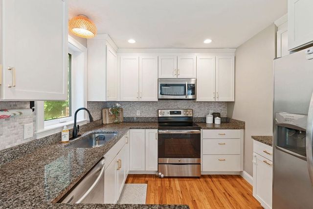 42 DC Drive, Eliot, ME 03903