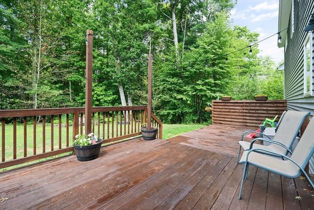 42 DC Drive, Eliot, ME 03903