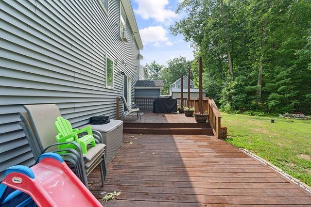 42 DC Drive, Eliot, ME 03903