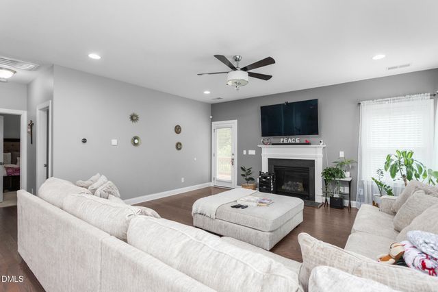 934 Sweet Gum Way, Mebane, NC 27302