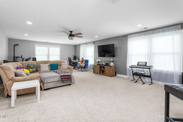 934 Sweet Gum Way, Mebane, NC 27302