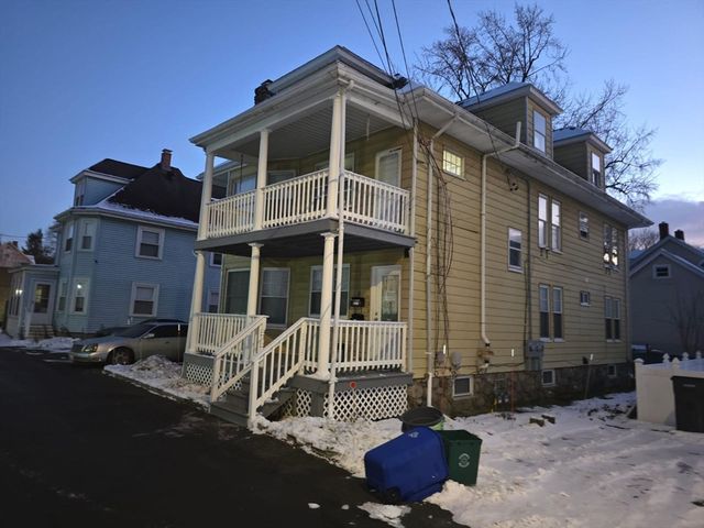 8 Fay Place, Haverhill, MA 01830