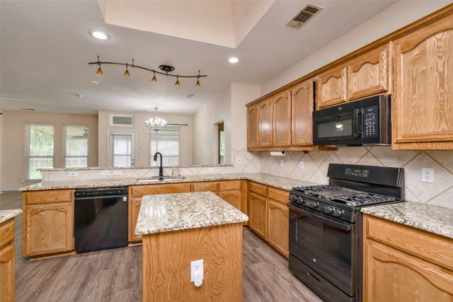 5805 Water Ridge Court, Fort Worth, TX 76179