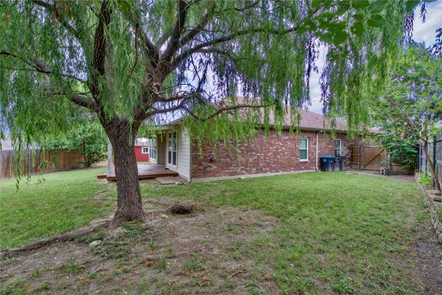 5805 Water Ridge Court, Fort Worth, TX 76179