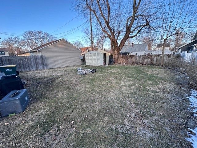 6147 Iroquois Trail, Mentor, OH 44060