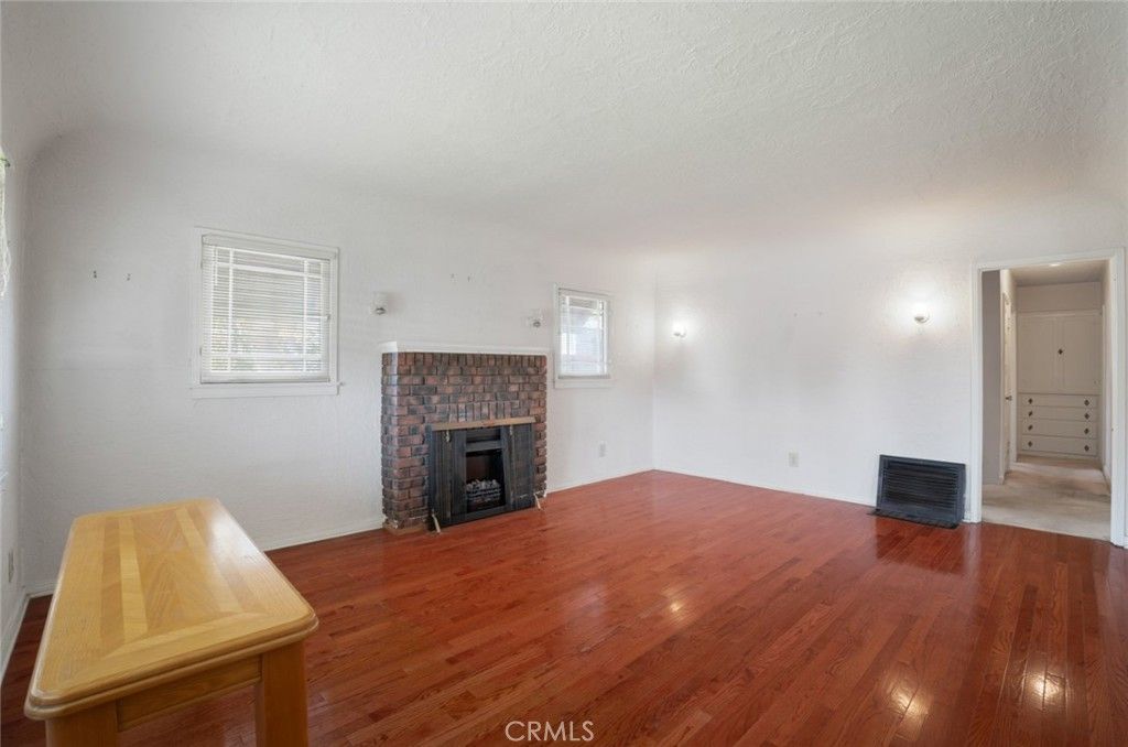1038 N Buena Vista Street, Burbank, CA 91505 — photo 2