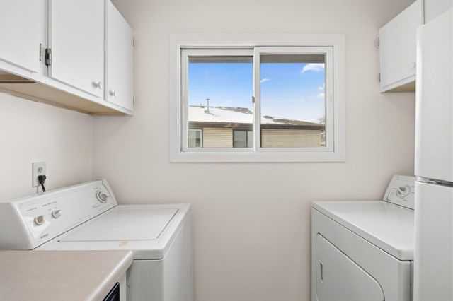 6317 83rd Court N, Brooklyn Park, MN 55445