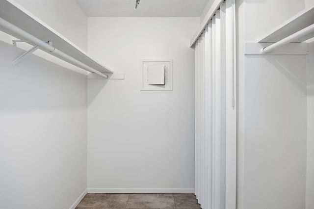 6317 83rd Court N, Brooklyn Park, MN 55445