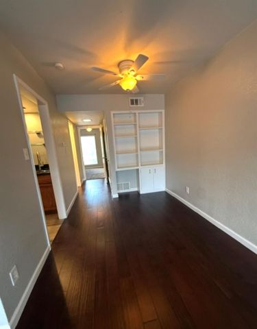 2425 Ashdale DR 64, Austin, TX 78757