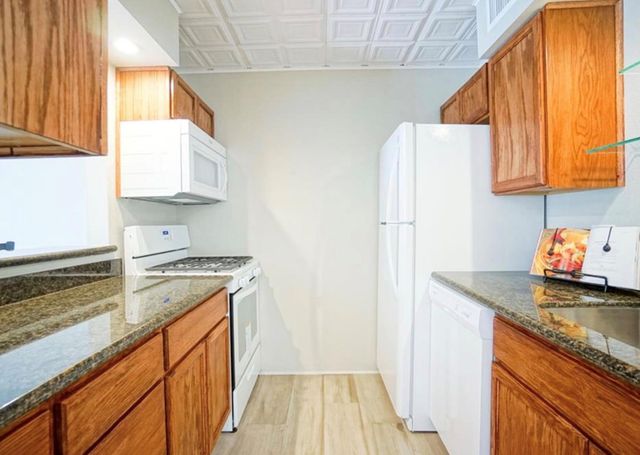 2425 Ashdale DR 64, Austin, TX 78757