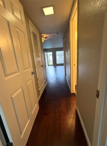 2425 Ashdale DR 64, Austin, TX 78757