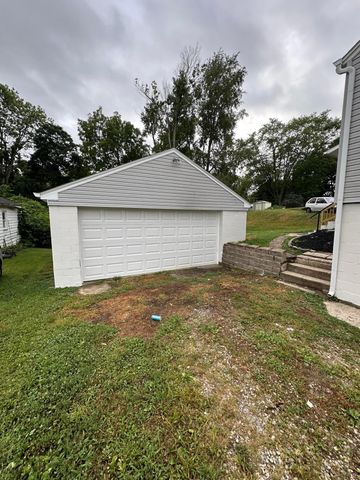 914 W Hubert Avenue, Lancaster, OH 43130