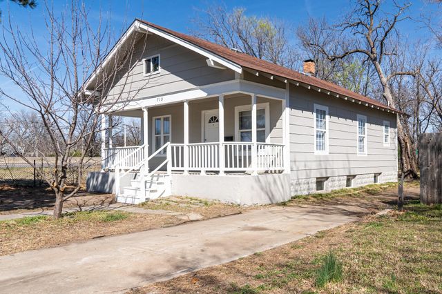 710 S Glenn St, Wichita, KS 67213
